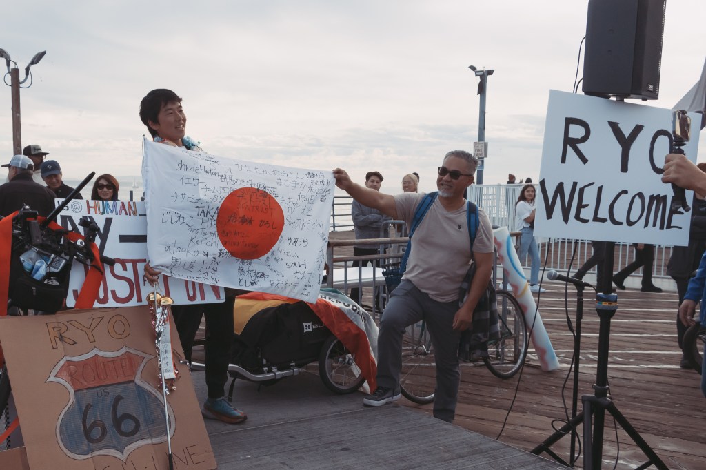 Emeline Lee - Ryo Murata Crosses The Finish Line in Santa Monica 2024