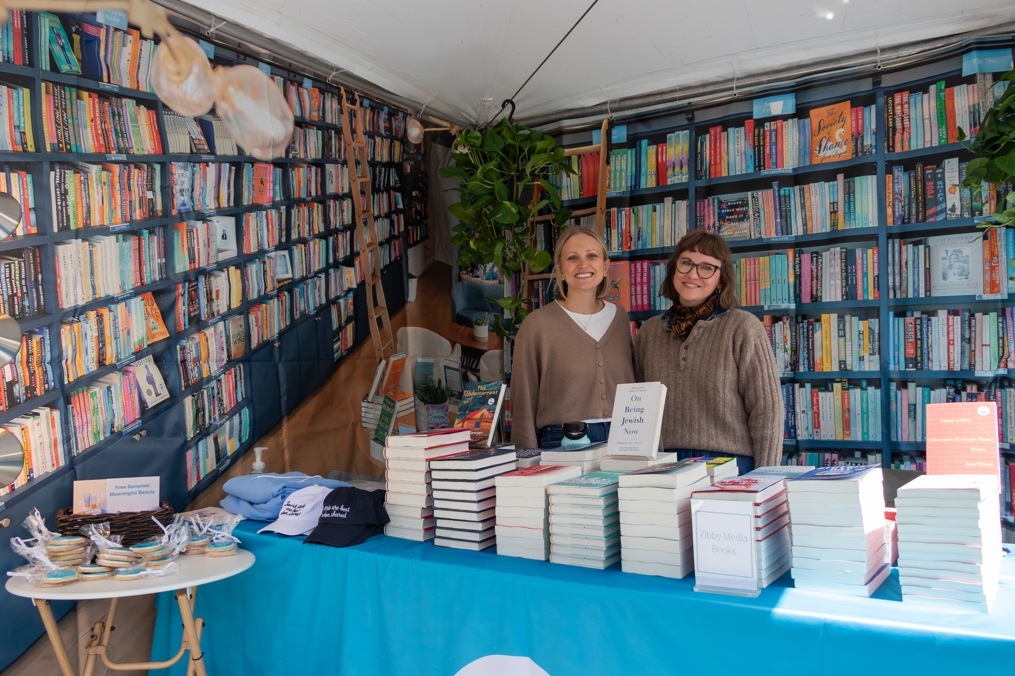 Los Angeles LA Times Festival of Books 2025 by Emeline Lee