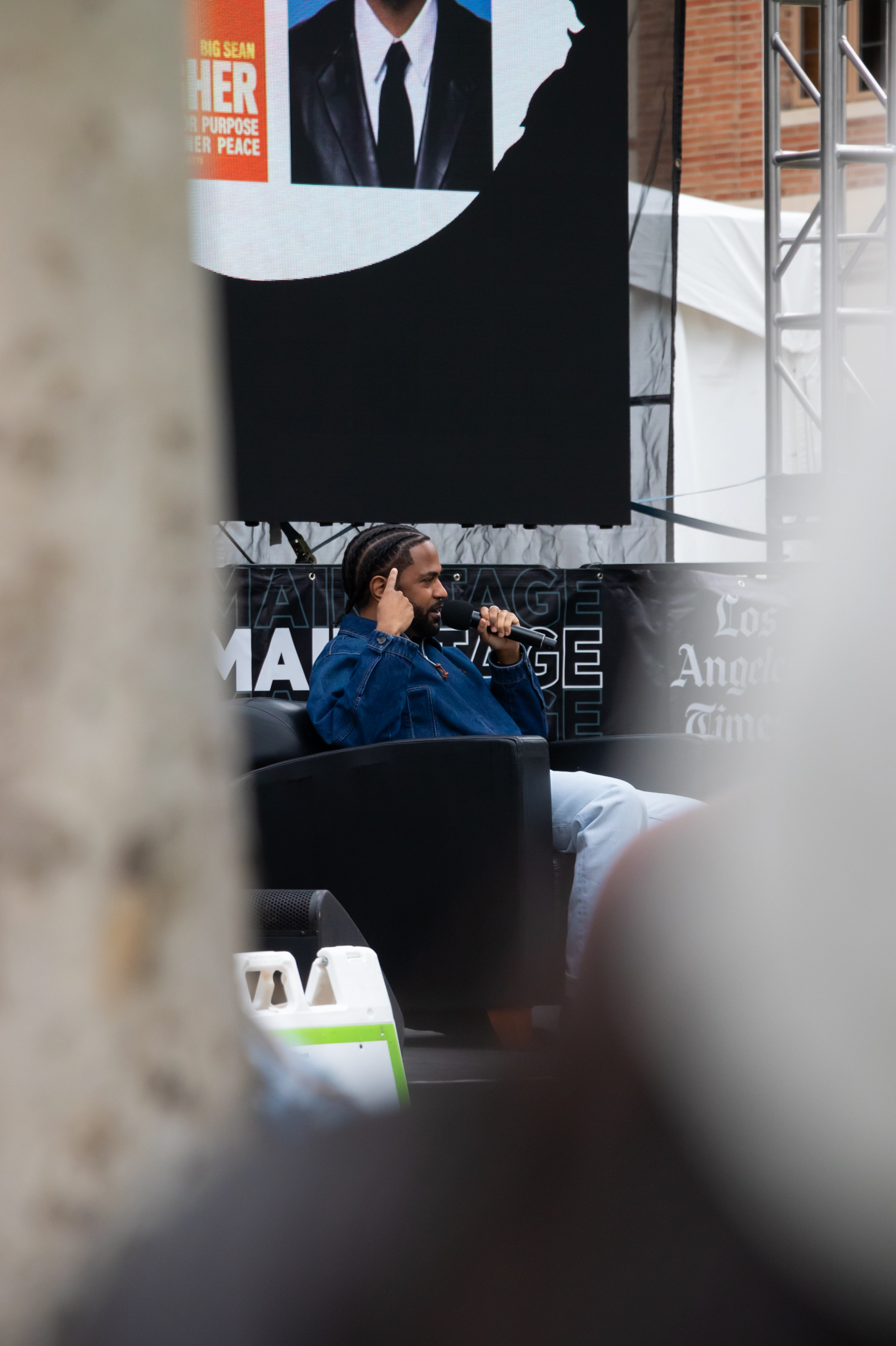 Los Angeles LA Times Festival of Books 2025 by Emeline Lee